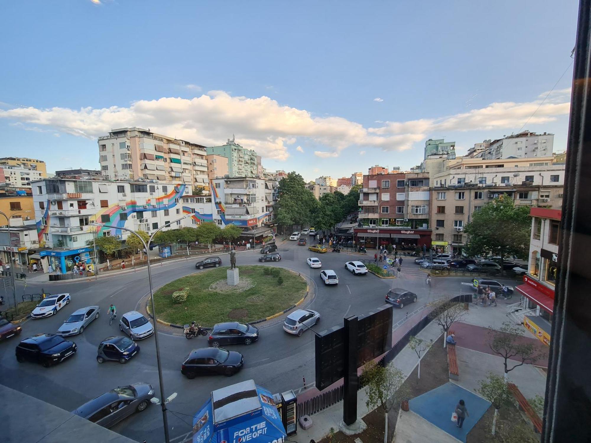 La Mirage 01 Tirana